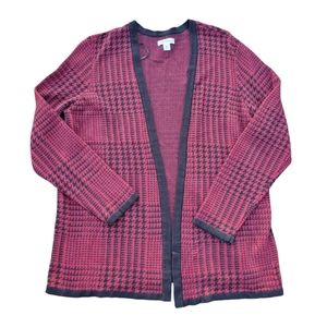 Croft & Barrow Red and Black Houndstooth Cardigan Sweater